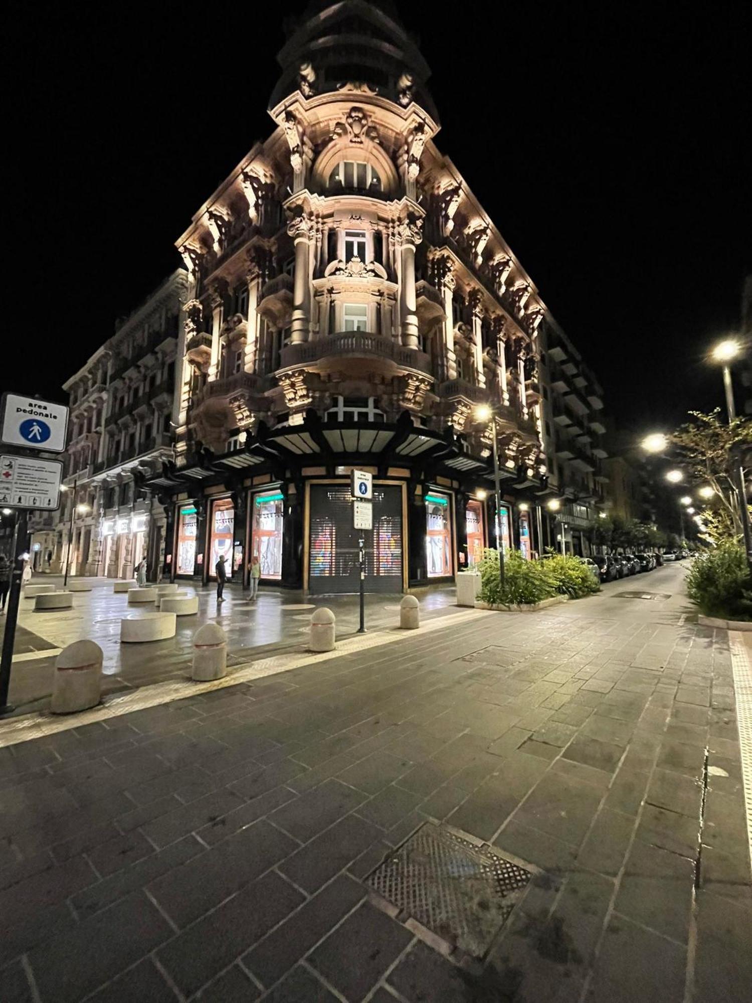 Rosas Guest House - La Cementina Bari Exterior photo